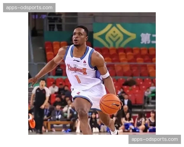 新疆队整体进攻节奏陷入混乱 外援投篮命中率不足四成