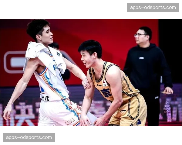 曾凌铉连续两轮未获登场，福建后卫轮换次序生变